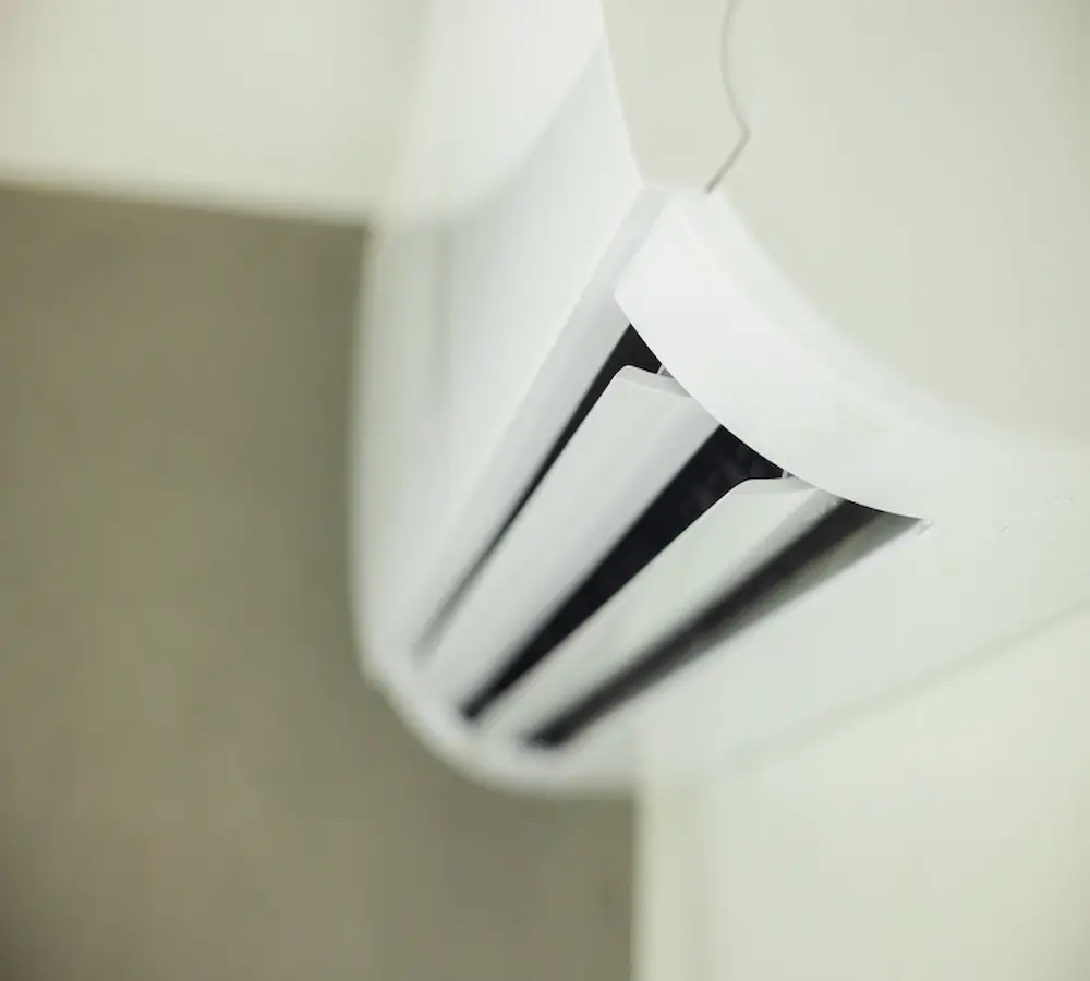 Te enseñamos cómo poner las rejillas del aire acondicionado para enfriar más rápido