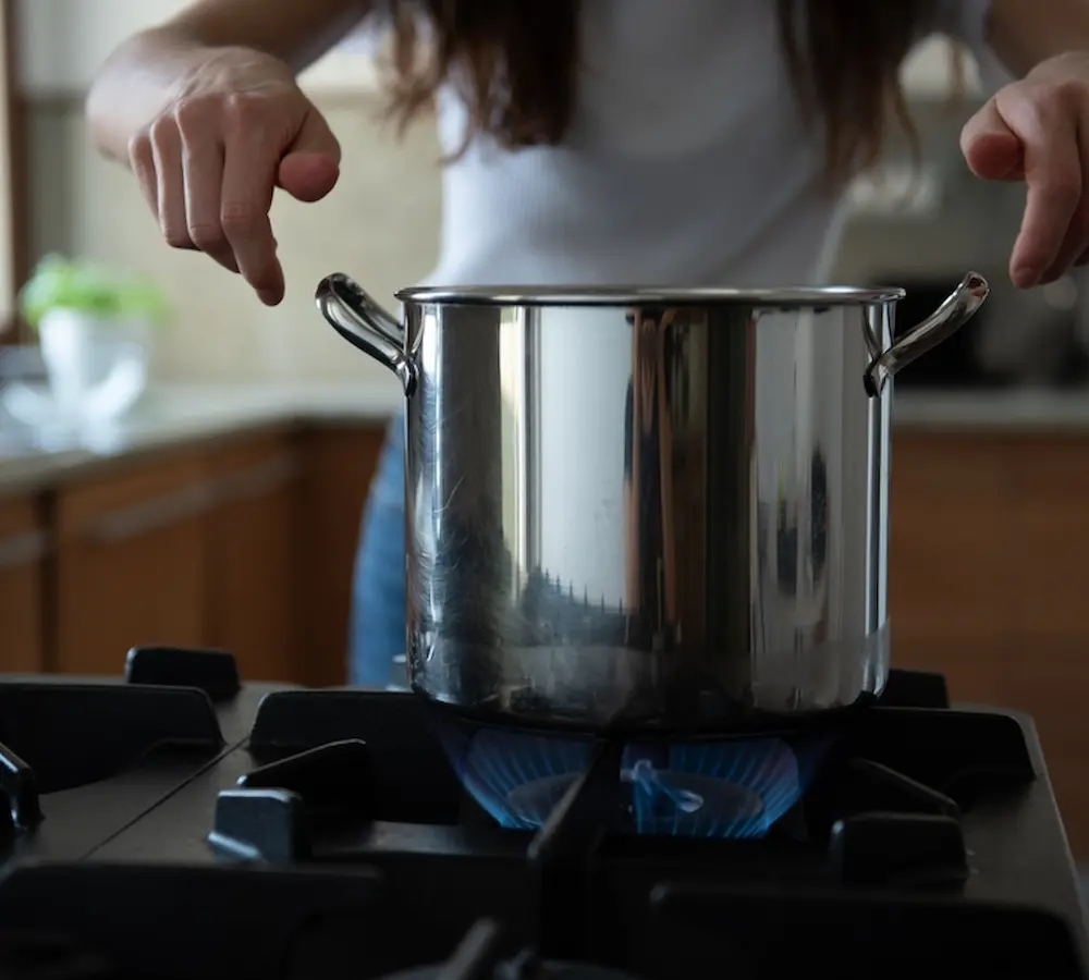 Mujer cocinando